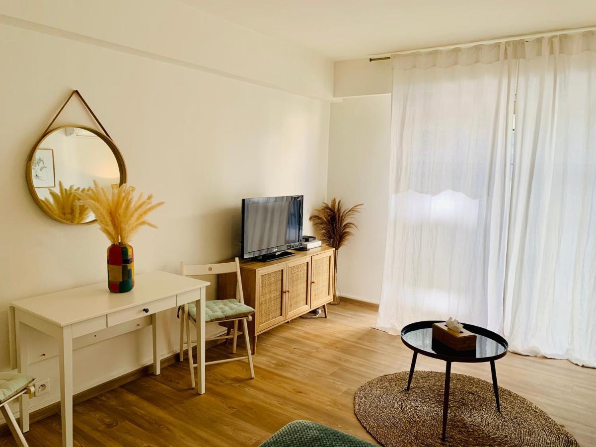 Studio Confort 35M2 Renove, Equipe Et Climatise, Tout Se Fait A Pied! Apartment Antibes Bagian luar foto